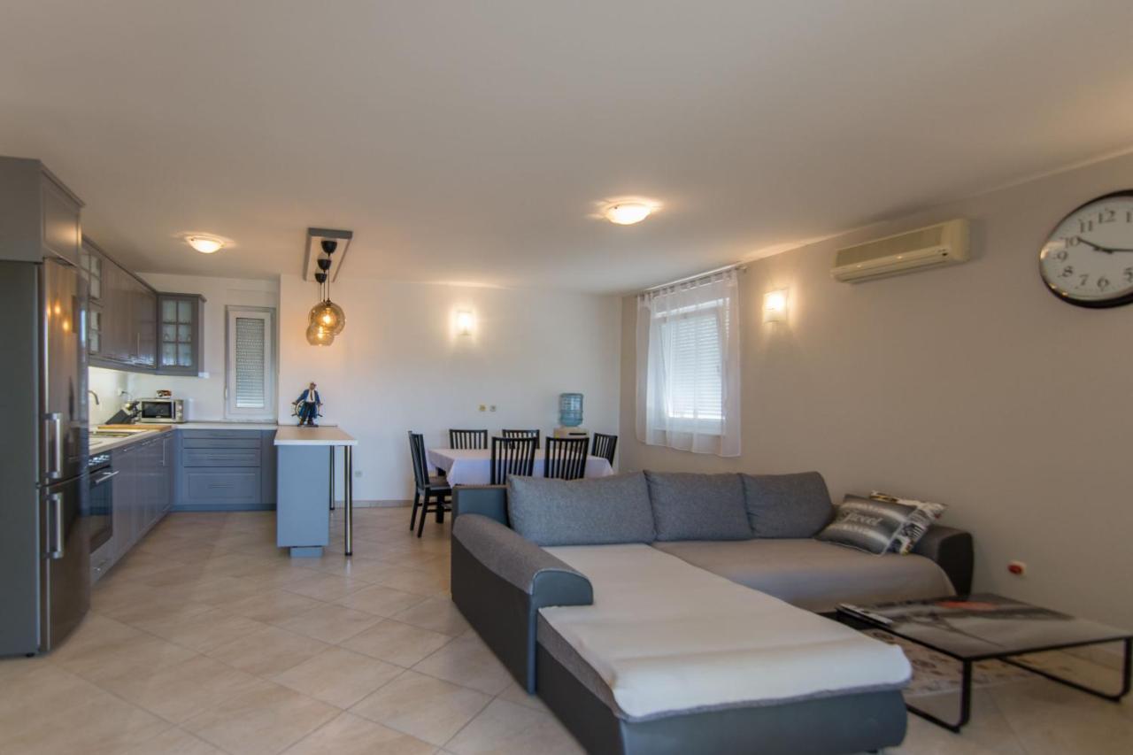 Apartment Jaspis Biograd Na Moru Exterior foto